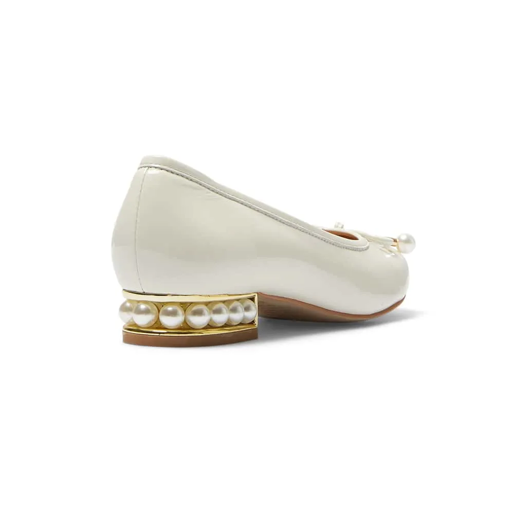 Paris Flat in Ivory Patent